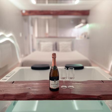 A La Folie - Loft & Spa Montrevault 외부 사진